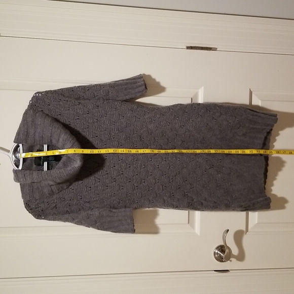 NWOT Cynthia Rowley size L long body, short sleeve sweater medium gray - Picture 3 of 7